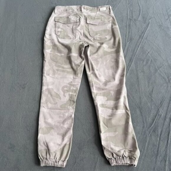 Paige Mayslie Jogger Jeans Faded Beige Camo Print - Picture 6 of 12